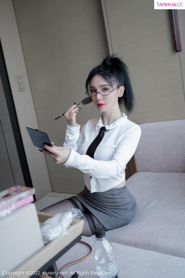 潘娇娇 潘娇娇 [XiuRen]高清写真图 2022.11.15 No.5856 潘娇娇 黑丝美臀第11张图片